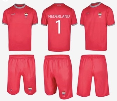 tk-2026-wedstrijdtenue-roze-keepers